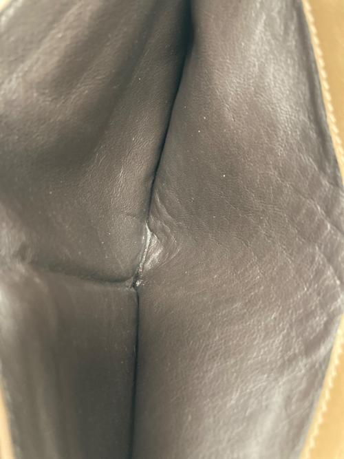 BOTTEGA VENETA（ボッテガベネタ）BOTTEGA VENETA (ボッテガベネタ) 2つ折りラウンドジップウォレット ブラウンの古着・服飾アイテム