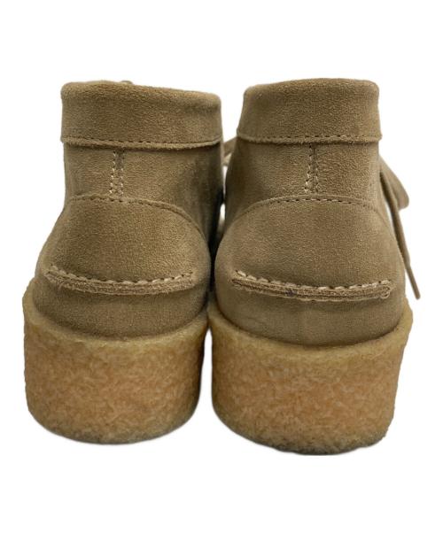 CONTRADA CAUCCIU（コントラーダカッチュー）CONTRADA CAUCCIU (コントラーダカッチュー) チャッカーブーツ ベージュ サイズ:35の古着・服飾アイテム