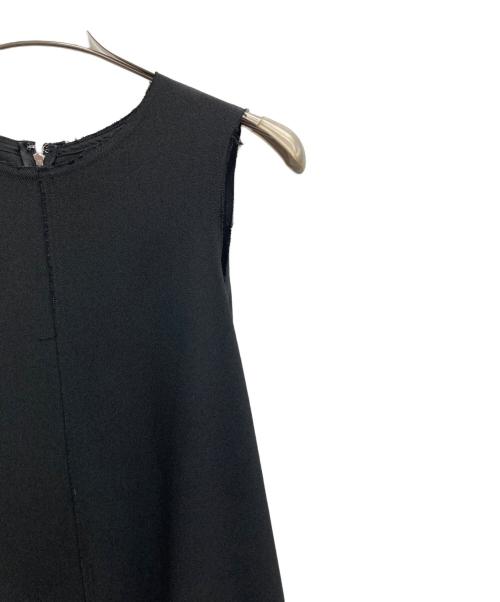 BEAMS Lights（ビームスライト）BEAMS Lights (ビームスライト) バックジップノースリーブワンピース ブラック サイズ:38 未使用品の古着・服飾アイテム