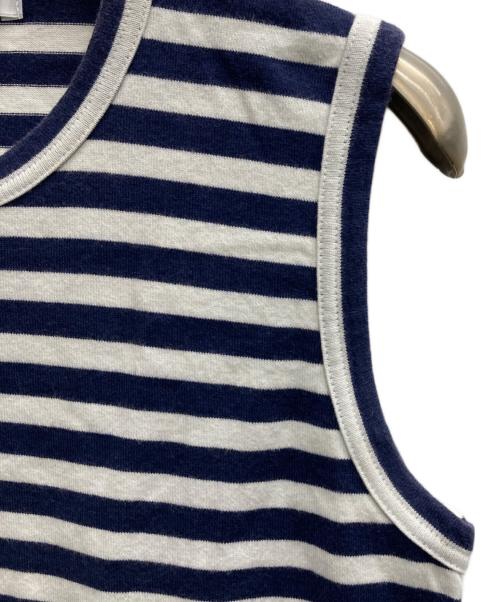 COMME des GARCONS COMME des GARCONS（コムデギャルソン コムデギャルソン）COMME des GARCONS COMME des GARCONS (コムデギャルソン コムデギャルソン) ノースリーブカットソー ホワイト サイズ:Mの古着・服飾アイテム