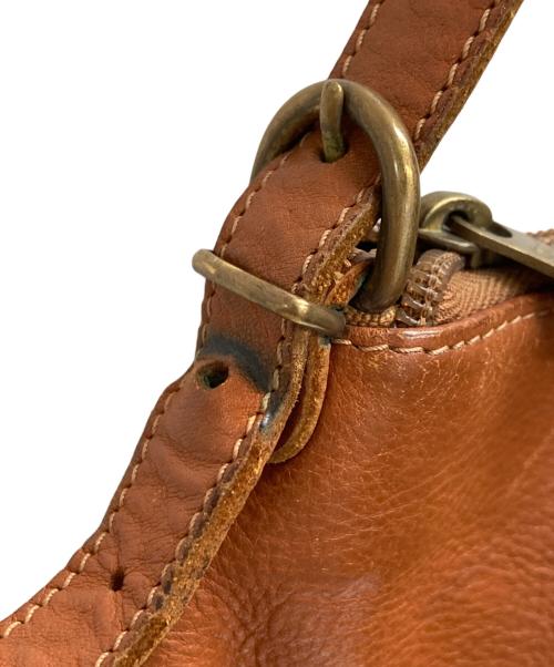 IL BISONTE（イル ビゾンテ）IL BISONTE (イル ビゾンテ) レザーワンショルダーバッグ ブラウンの古着・服飾アイテム