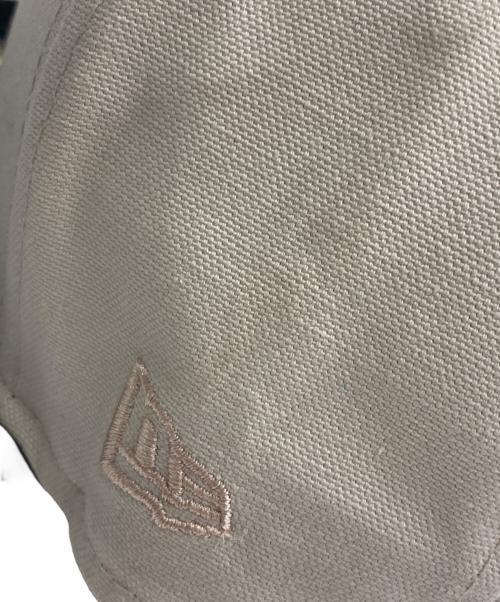 New Era（ニューエラ）New Era (ニューエラ) Two Tone Stone キャップ ベージュ×ブラック サイズ:7 1/4の古着・服飾アイテム