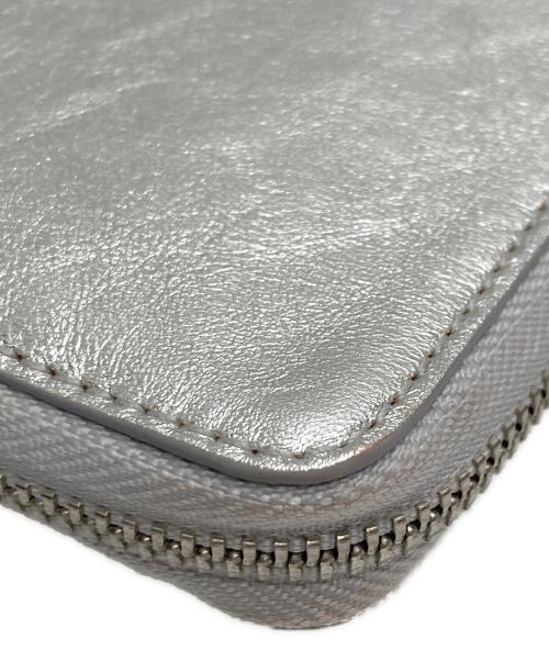 COMME des GARCONS（コムデギャルソン）COMME des GARCONS (コムデギャルソン) ZIP WALLET シルバーの古着・服飾アイテム
