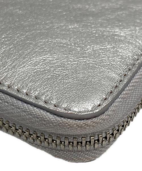 COMME des GARCONS（コムデギャルソン）COMME des GARCONS (コムデギャルソン) ZIP WALLET シルバーの古着・服飾アイテム