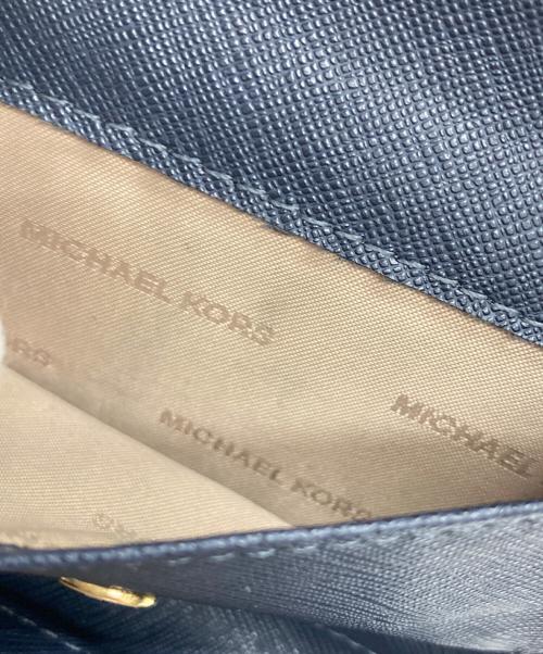 MICHAEL KORS（マイケル・コース）MICHAEL KORS (マイケルコース) 3つ折り財布 ネイビーの古着・服飾アイテム