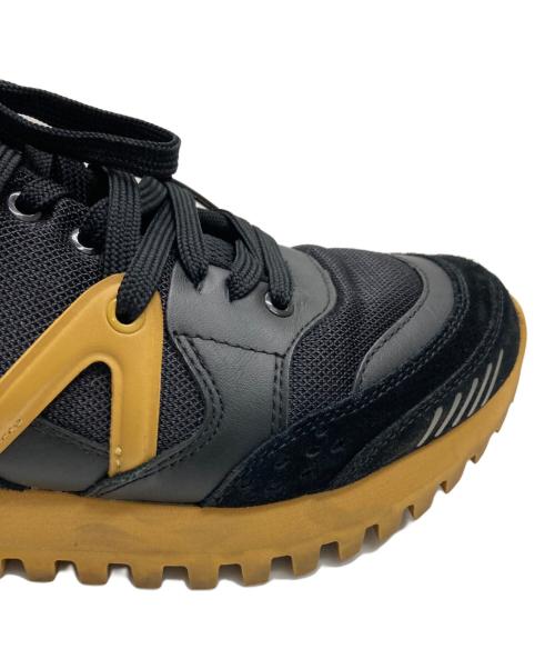 EMPORIO ARMANI（エンポリオ アルマーニ）EMPORIO ARMANI (エンポリオアルマーニ) ローカットスニーカー ブラック サイズ:42の古着・服飾アイテム