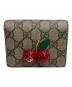 GUCCI（グッチ）の古着「GGスプリーム チェリー コンパクトウォレット」｜ブラウン