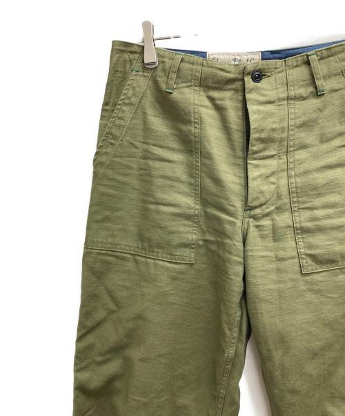 BURGUS PLUS（バーガスプラス）BURGUS PLUS (バーガスプラス) ベイカーパンツ オリーブ サイズ:32の古着・服飾アイテム