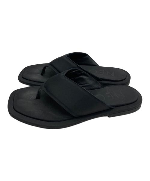 NEOUS（ネオアス）neous (ネオアス) トングサンダル ブラック サイズ:36の古着・服飾アイテム