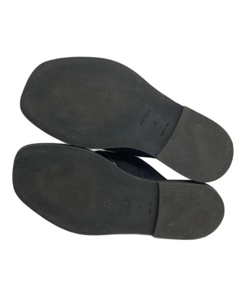 NEOUS（ネオアス）neous (ネオアス) トングサンダル ブラック サイズ:36の古着・服飾アイテム