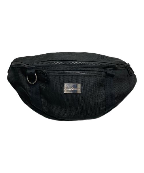 KAZUYUKI KUMAGAI ATTACHMENT（カズユキクマガイ アタッチメント）KAZUYUKI KUMAGAI ATTACHMENT (カズユキクマガイ アタッチメント) New Era (ニューエラ) ボディバッグ ブラックの古着・服飾アイテム