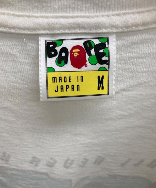 A BATHING APE（アベイシングエイプ）A BATHING APE (ア ベイシング エイプ) バックプリントL/S TEE ホワイト サイズ:Mの古着・服飾アイテム
