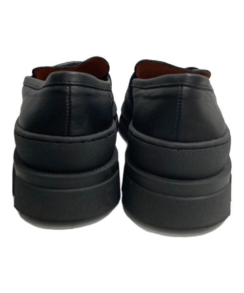 ANGEL ALARCON（アンヘル アラルコン）ANGEL ALARCON (アンヘル アラルコン) トラックソールローファー ブラック サイズ:39の古着・服飾アイテム