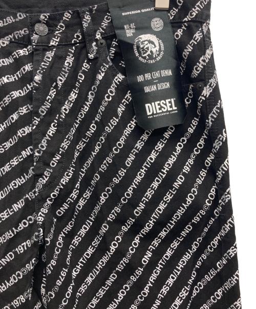 DIESEL（ディーゼル）DIESEL (ディーゼル) D-MACS-SPジーンズ ブラック×ホワイト サイズ:81cm（W32）の古着・服飾アイテム
