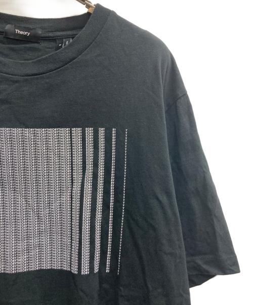 theory（セオリー）theory (セオリー) プリントTシャツ ブラック サイズ:M	の古着・服飾アイテム