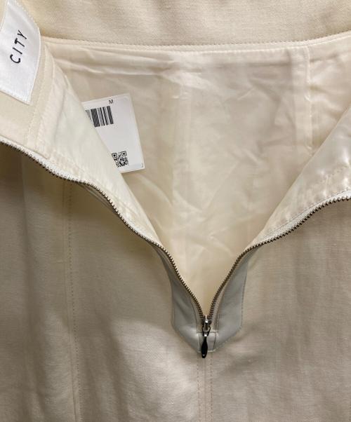 CITY（シティ）CITY (シティ) リネンチノクロスフレアスカート アイボリー サイズ:2の古着・服飾アイテム