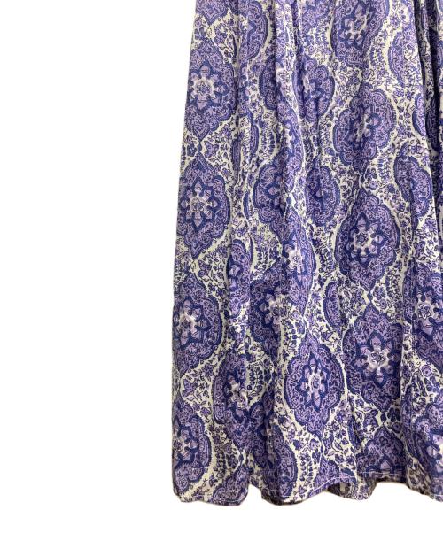 ne quittez pas（ヌキテパ）ne quittez pas (ヌキテパ) コットンボイル アラベスクプリント ワンピース パープル サイズ:M 未使用品の古着・服飾アイテム