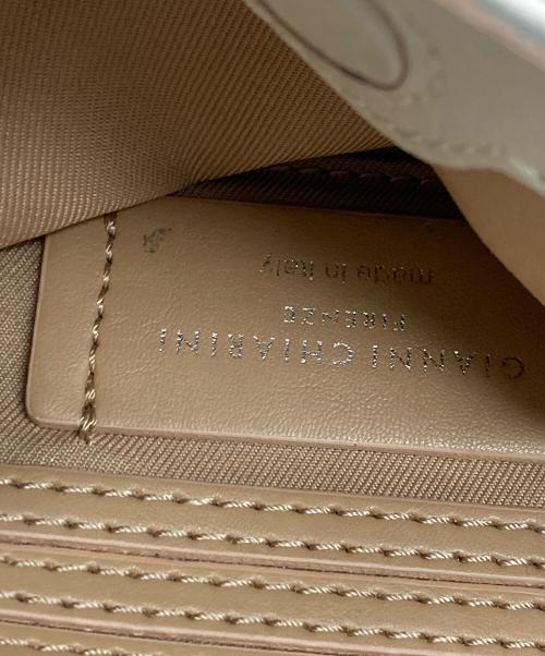 GIANNI CHIARINI（ジャンニ キアリーニ）GIANNI CHIARINI (ジャンニ キアリーニ) CAMILLAショルダーバッグ ホワイトの古着・服飾アイテム