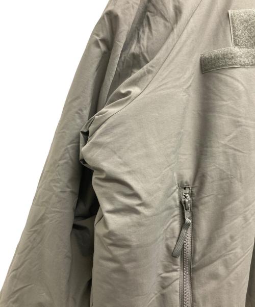 ECWCS（エクワックス）ECWCS (エクワックス) GEN3 LEVEL7 カーキ サイズ:Largeの古着・服飾アイテム