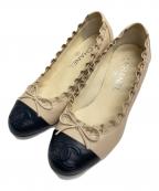 CHANELシャネル）の古着「ココマークヒールパンプス」｜アイボリー