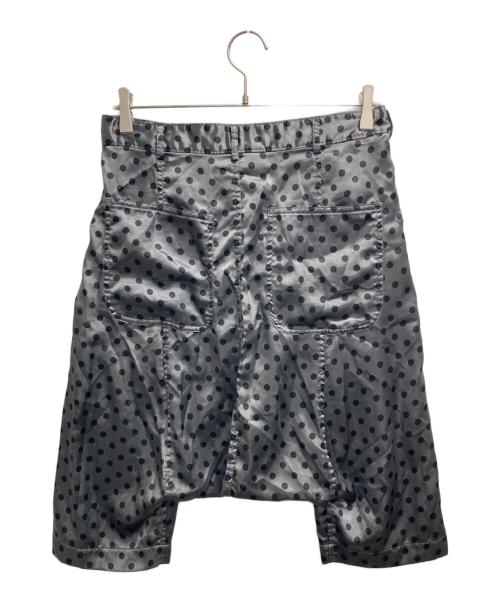 COMME des GARCONS（コムデギャルソン）COMME des GARCONS (コムデギャルソン) 13SS ポリエステルサテンドット柄サルエルショートパンツ グレー サイズ:XSの古着・服飾アイテム