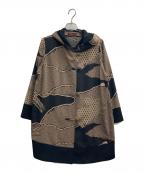 詩仙堂by HITOSHIシセンドウバイヒトシ）の古着「ちりめんフーデットコート」｜ブラック×ベージュ