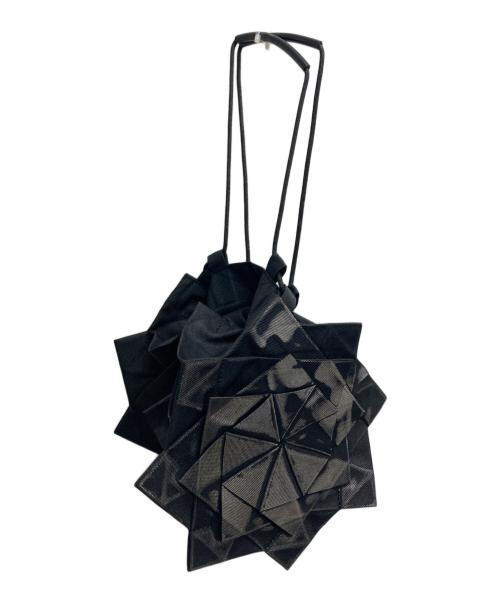 132 5. ISSEY MIYAKE（132 5. イッセイ ミヤケ）132 5. ISSEY MIYAKE (132 5. イッセイ ミヤケ) STANDARD BAG ブラック×シルバーの古着・服飾アイテム