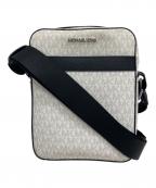 MICHAEL KORSマイケル・コース）の古着「クーパー シグネチャー フライト バッグ」｜ホワイト