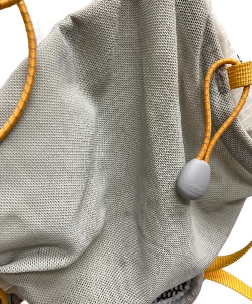 mont-bell（モンベル）mont-bell (モンベル) クロスランナーパック7 アイボリーの古着・服飾アイテム