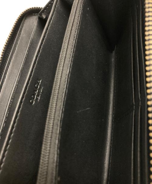COACH（コーチ）COACH (コーチ) 千鳥格子柄ラウンドジップウォレット ブラックの古着・服飾アイテム
