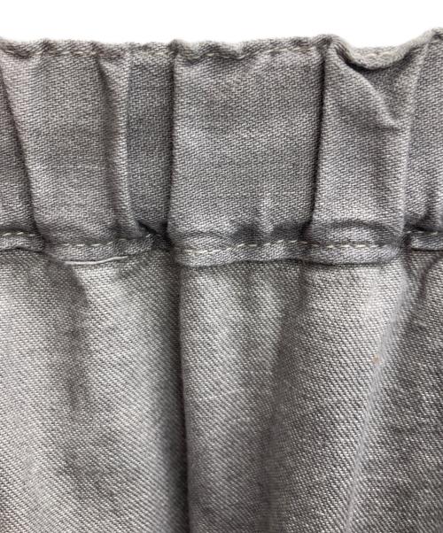 群言堂（グンゲンドウ）群言堂 (グンゲンドウ) デニムパンツ グレー サイズ:表記無しの古着・服飾アイテム