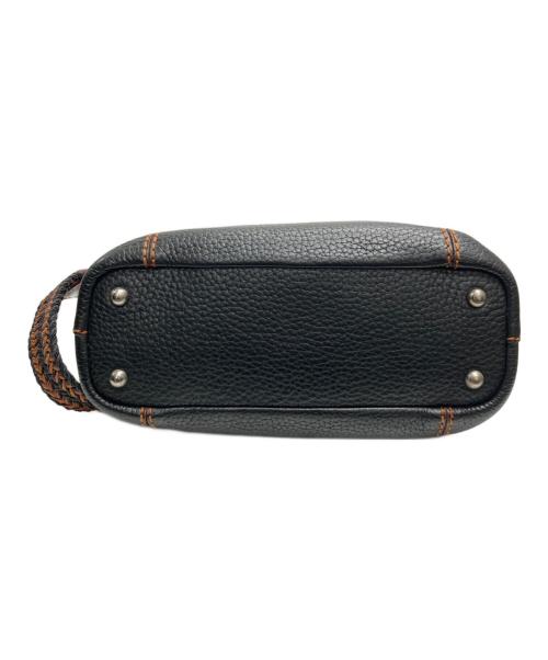 TOD'S（トッズ）TOD'S (トッズ) 編み込みハンドル2WAYレザーバッグ ブラックの古着・服飾アイテム