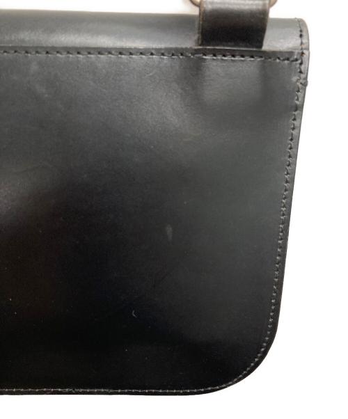 MARGARET HOWELL（マーガレットハウエル）MARGARET HOWELL (マーガレットハウエル) レザーショルダーバッグ ブラックの古着・服飾アイテム