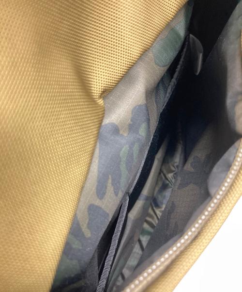 THE NORTH FACE（ザ ノース フェイス）THE NORTH FACE (ザ ノース フェイス) SHUTTLE DAYPACK SLIM カーキの古着・服飾アイテム