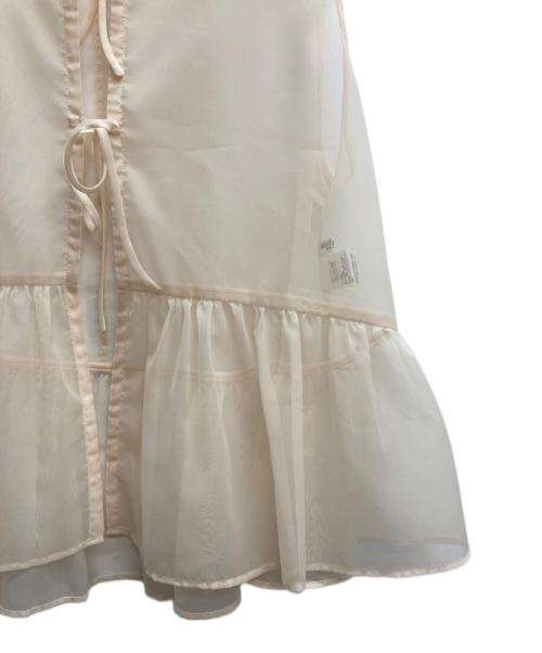 BEAUTY&YOUTH UNITED ARROWS（ビューティーアンドユースユナイテッドアローズ）BEAUTY&YOUTH UNITED ARROWS (ビューティーアンドユースユナイテッドアローズ) ノースリーブブラウス アイボリー サイズ:Mの古着・服飾アイテム