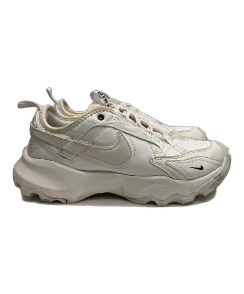 NIKE（ナイキ）NIKE (ナイキ) TC 7900 アイボリー サイズ:US7.5の古着・服飾アイテム