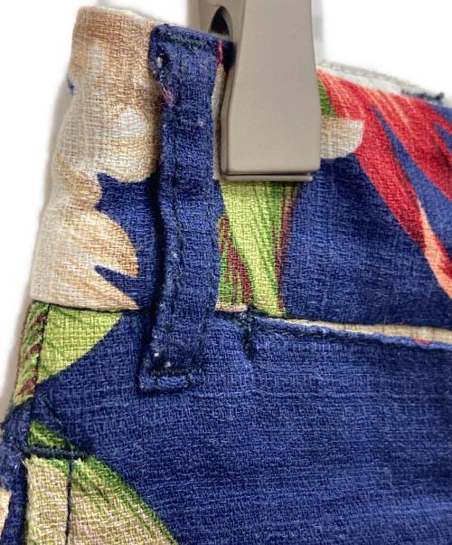 Engineered Garments（エンジニアドガーメンツ）Engineered Garments (エンジニアードガーメンツ) ボタニカル柄ハーフパンツ ネイビー サイズ:30の古着・服飾アイテム