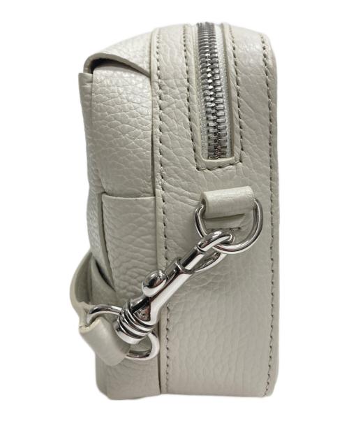 IACUCCI（イアクッチ）IACUCCI (イアクッチ) ベルタXS CERVO  ホワイトの古着・服飾アイテム