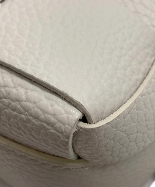 IACUCCI（イアクッチ）IACUCCI (イアクッチ) ベルタXS CERVO  ホワイトの古着・服飾アイテム