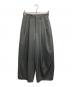 nano・universe（ナノ・ユニバース）の古着「ダルサテンカーブタックパンツ」｜グレー