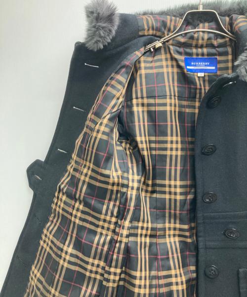 BURBERRY BLUE LABEL（バーバリーロンドンブルーレーベル）BURBERRY BLUE LABEL (バーバリーロンドンブルーレーベル) アンゴラ混フーデッドコート ブラック サイズ:38の古着・服飾アイテム