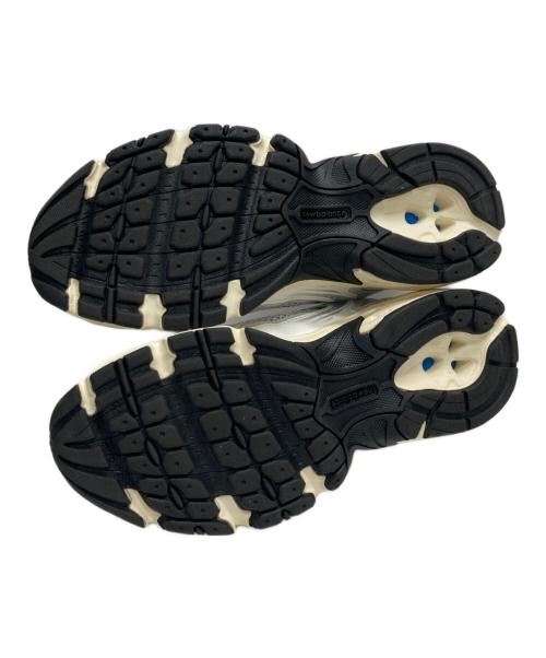 NEW BALANCE（ニューバランス）NEW BALANCE (ニューバランス) ローカットスニーカー ホワイト×アイボリー サイズ:２３の古着・服飾アイテム