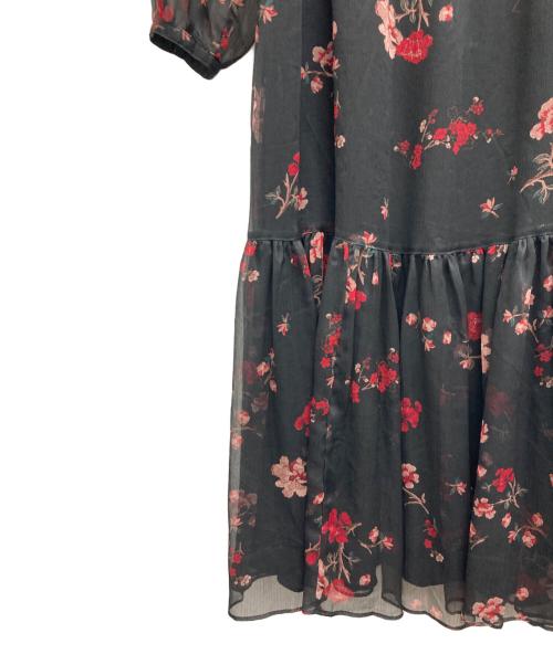 LAUREN RALPH LAUREN（ローレンラルフローレン）LAUREN RALPH LAUREN (ローレンラルフローレン) 花柄ワンピース ブラック サイズ:記載無しの古着・服飾アイテム