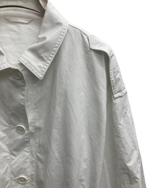 Advanced Raingear System（アドバンスド・レインギア・システム）Advanced Raingear System (アドバンスド・レインギア・システム) シャツジャケット ホワイト サイズ:表記無しの古着・服飾アイテム