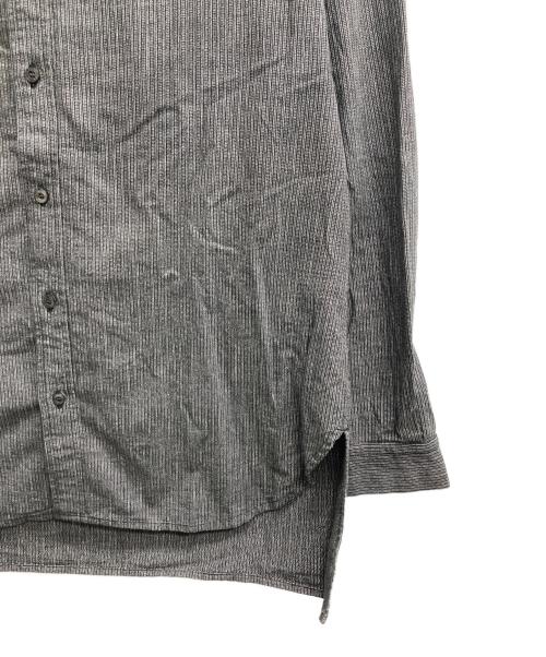 nestrobe confect（ネストローブ コンフェクト）nestrobe confect (ネストローブ コンフェクト) 先染めコットン 杢ストライプ バンドカラーシャツ グレー サイズ:3の古着・服飾アイテム