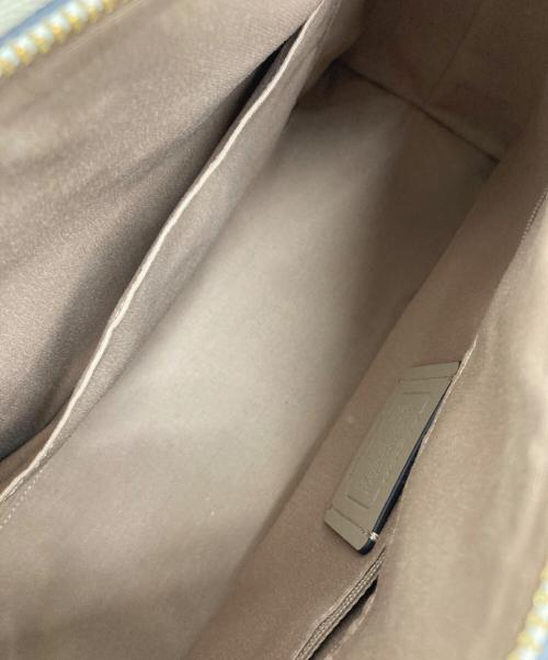 COACH（コーチ）COACH (コーチ) ダーシー キャリーオール・シグネチャー キャンバス ディテール ホワイトの古着・服飾アイテム