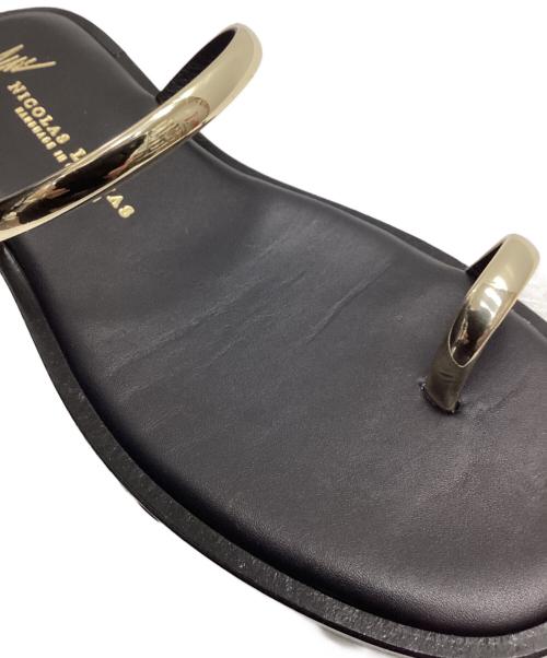 NICOLAS LAINAS（ニコラスライナス）NICOLAS LAINAS (ニコラスライナス) レザートングサンダル ブラック サイズ:37の古着・服飾アイテム