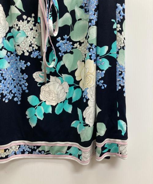 LEONARD FASHION（レオナールファッション）LEONARD FASHION (レオナールファッション) カンカン素材薔薇柄ワンピース ネイビー サイズ:40の古着・服飾アイテム