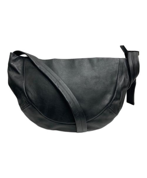 ear PAPILLONNER（イアパピヨネ）ear PAPILLONNER (イアパピヨネ) ハーフムーンレザーショルダーバッグ ブラックの古着・服飾アイテム