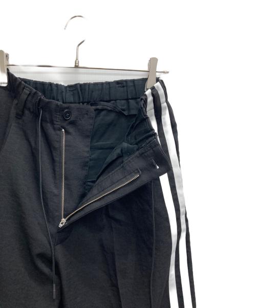 Y-3（ワイスリー）Y-3 (ワイスリー) 3ストライプ イージースラックス ワイドパンツ ブラック サイズ:XSの古着・服飾アイテム